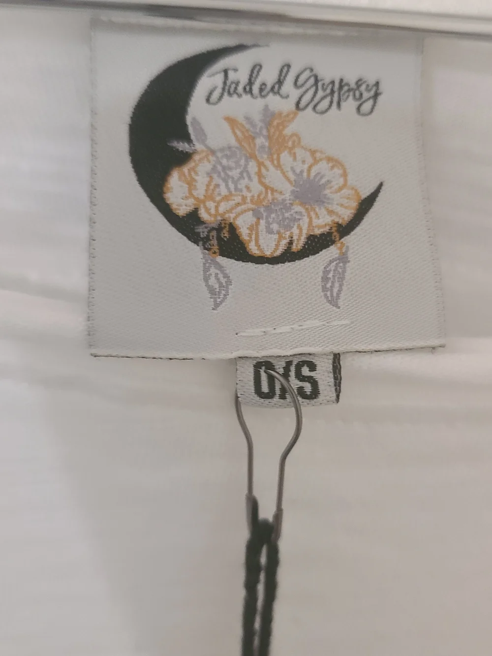 White Graphic Oversized Tee with "DIRTY HIPPIE" Text - Picture 4 of 5